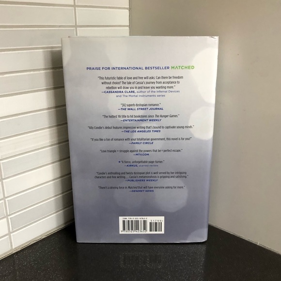 Crossed by Ally Condie - Picture 5 of 11